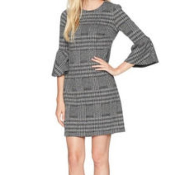 CALVIN KLEIN BLACK & WHITE BELL SLEEVE DRESS NWT - Picture 1 of 11